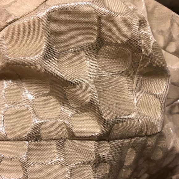 American Eagle...Strapless lil Beauty - Picture 3 of 5